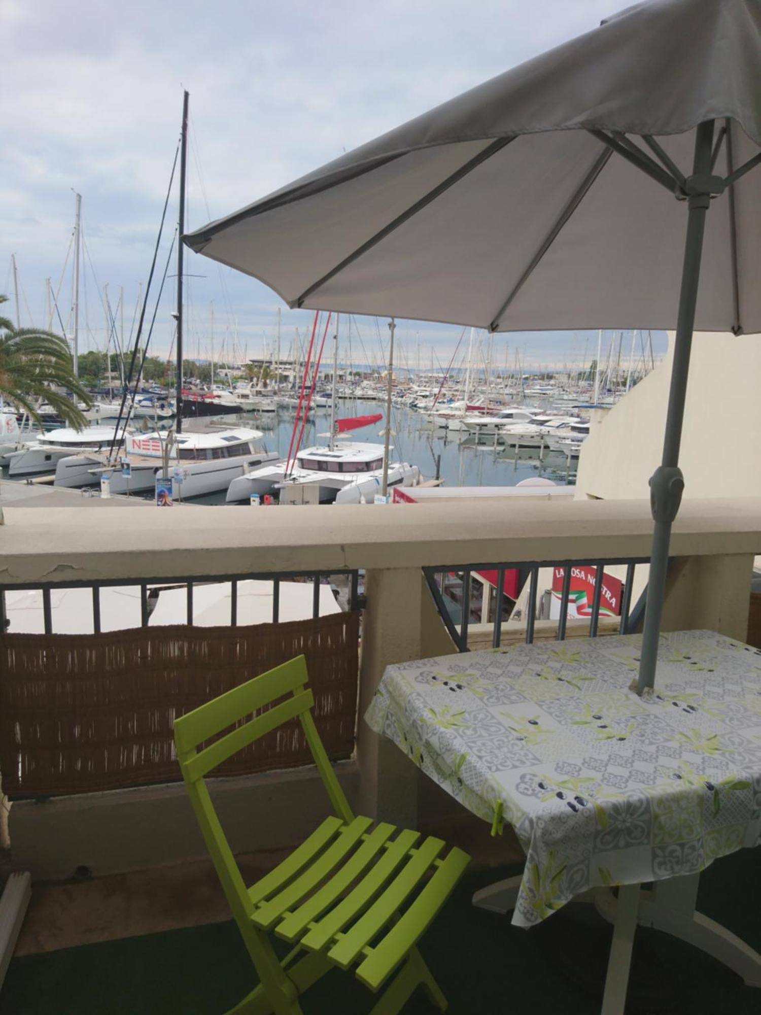 Residence Acapulco Ла-Гранд-Мот Экстерьер фото
